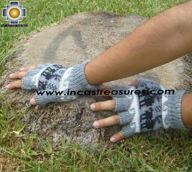 100% Alpaca Wool Fingerless gloves with Llama Designs in Silver